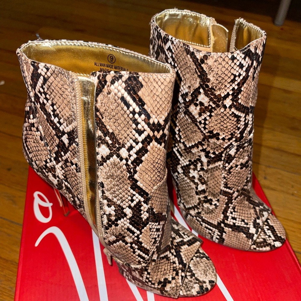Heels (35)